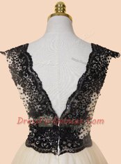 Sequins Knee Length Champagne V-neck Cap Sleeves Zipper