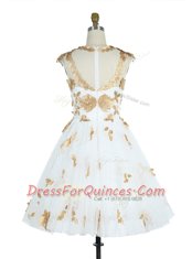 Scoop Lace White Sleeveless Appliques Knee Length
