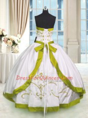 New Style Ball Gowns Quinceanera Dresses White Strapless Satin Sleeveless Floor Length Lace Up
