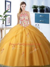 New Arrival Pick Ups Halter Top Sleeveless Lace Up 15th Birthday Dress Gold Tulle