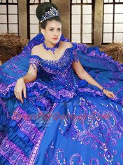 Off the Shoulder Sleeveless Floor Length Embroidery Lace Up Quinceanera Gowns with Royal Blue