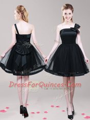 Cute One Shoulder Sleeveless Tulle Mini Length Zipper Prom Gown in Black with Bowknot