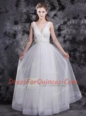 Low Price White V-neck Zipper Beading and Appliques Prom Party Dress Sleeveless