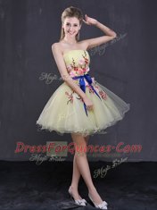 Clearance Mini Length Lace Up Prom Gown Light Yellow for Prom and Party with Appliques and Belt