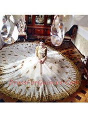 Scoop White Ball Gowns Appliques Vestidos de Quinceanera Zipper Tulle Long Sleeves With Train