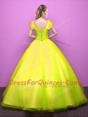 Superior Yellow Green Scoop Neckline Appliques Quinceanera Dresses Short Sleeves Lace Up