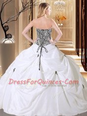 Super White Ball Gowns Embroidery and Pick Ups Sweet 16 Quinceanera Dress Lace Up Taffeta Sleeveless Floor Length