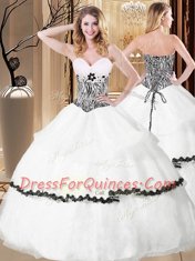 Flare Ruffled Floor Length Ball Gowns Sleeveless White 15th Birthday Dress Lace Up