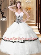 Flare Ruffled Floor Length Ball Gowns Sleeveless White 15th Birthday Dress Lace Up