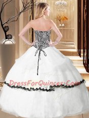 Flare Ruffled Floor Length Ball Gowns Sleeveless White 15th Birthday Dress Lace Up