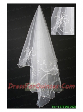 Elegant Organza Appliques Bridal Veil