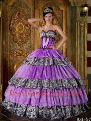 Elegant Luxurious Ball Gown Sweetheart Quinceanera Dress with Zebra Ruffles