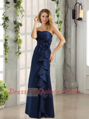 Sweetheart Ruching and Hand Made Flowers Dama Dresses in Navy Blue