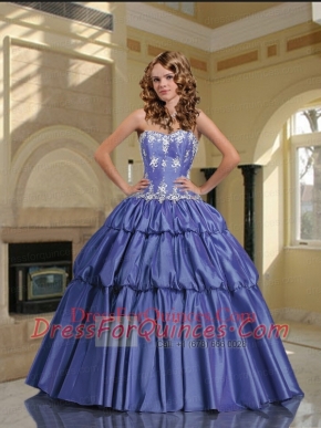 2014 Luxirious Sweetheart Lavender Sweet Sixteen Dresses with Appliques
