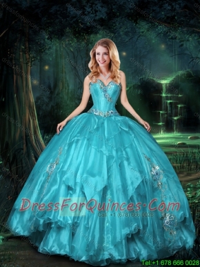 2015 Feminine Sweetheart Quinceanera Dresses with Appliques and Ruffles