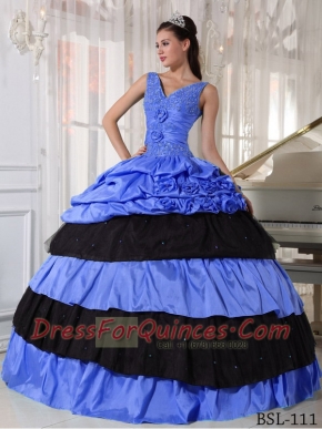 Popular Ball Gown V-neck Blue and Black Classical Quinceanera Dresses with Beading