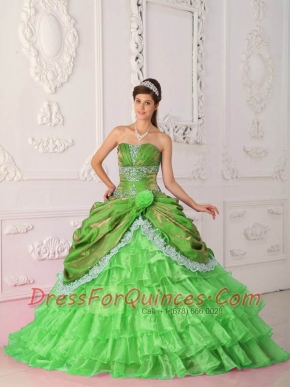 Quinceanera Dress In Spring Green Ball Gown Strapless With Lace and Appliques In New Styles