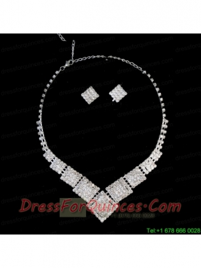 Luxurious Alloy Plated Rhinestone Necklace and Earrings Jewelry Set