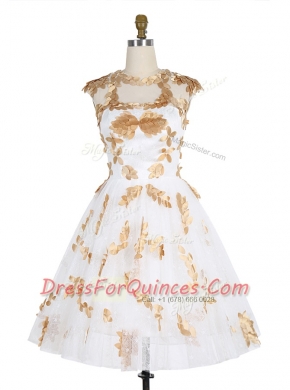 Scoop Lace White Sleeveless Appliques Knee Length