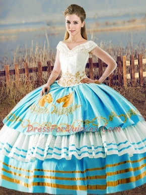 Delicate Blue And White Ball Gowns Organza V-neck Sleeveless Embroidery and Ruffled Layers Floor Length Lace Up Quinceanera Gowns