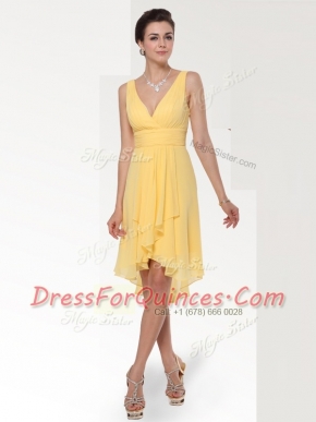 Eye-catching Empire Homecoming Dress Yellow V-neck Chiffon Sleeveless Knee Length Zipper