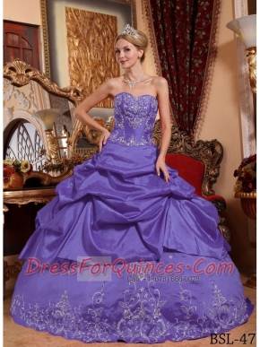 Classical Purple Ball Gown Sweetheart With Taffeta Embroidery And Beading Quinceanera Dresses