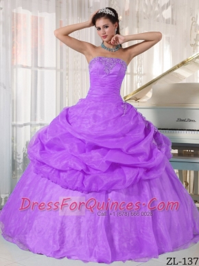Classical Lavender Ball Gown Strapless With Organza Appliques For Quinceanera Dresses