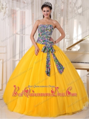 2013 Yellow and Printing Ball Gown Strapless Sequins Quinceanera Dress