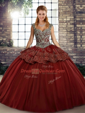 Sleeveless Tulle Floor Length Lace Up Quinceanera Gowns in Wine Red with Beading and Appliques