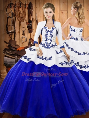 Graceful Royal Blue Lace Up Strapless Embroidery Sweet 16 Quinceanera Dress Tulle Sleeveless