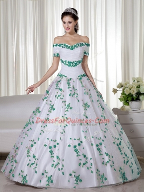 White Short Sleeves Organza Lace Up Sweet 16 Quinceanera Dress for Military Ball and Sweet 16 and Quinceanera