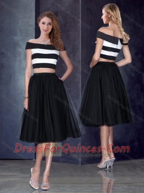 Princess Off the Shoulder Black Prom Dress with Cap Sleeves
