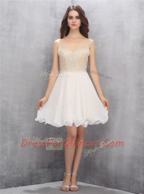 Flirting Sleeveless Chiffon Knee Length Zipper Prom Dresses in Champagne with Beading