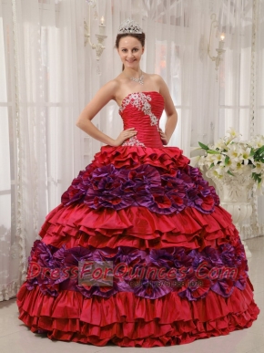 Red Ball Gown Straplesas Pretty Quinceanera Dresses with Taffeta Appliques and Ruch