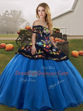 Super Sleeveless Floor Length Embroidery Lace Up Sweet 16 Quinceanera Dress with Blue And Black