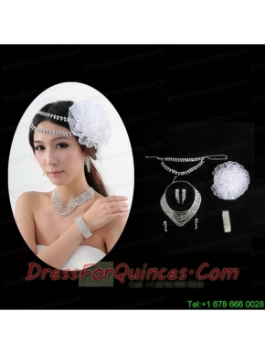 Glamourious Bridal Jewelry Sets with Necklace Earings and Bracelet