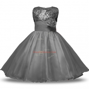 Hot Selling Grey Organza and Sequined Zipper Flower Girl Dresses for Less Sleeveless Knee Length Bowknot and Belt and Hand Made Flower