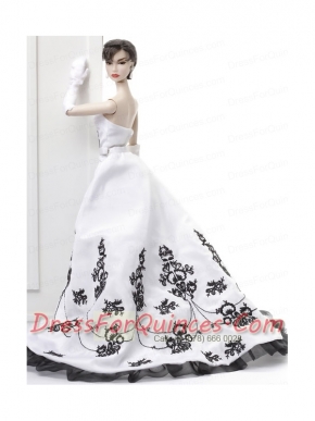 Embroidery Wedding Dress To Fit the Barbie Doll With Brush Train