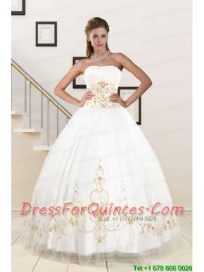 2015 Spring Modest Beading Quinceanera Dresses in White