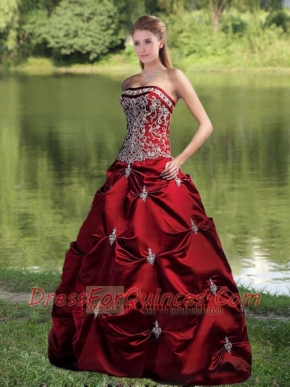 Strapless Ball Gown Wine Red Quinceanera Dress with Embroidery