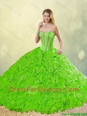 2016 Popular Brush Train Quinceanera Dresses with Rolling Flowers