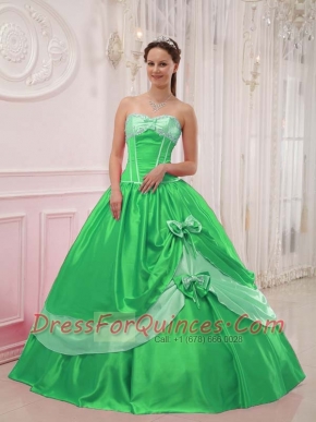 Elegant Ball Gown Sweetheart 15th Birthday Dresses Satin Appliques with Beading