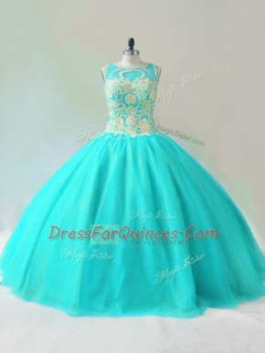 Custom Design Tulle Sleeveless Floor Length Vestidos de Quinceanera and Beading