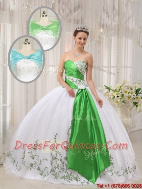New Styles Ball Gown Sweetheart Embroidery Quinceanera Dresses