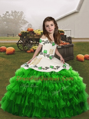 Popular Sleeveless Embroidery and Ruffled Layers Floor Length Little Girls Pageant Gowns