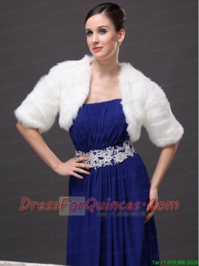 Exquisite Faux Fur V-Neck Half-Sleeves Wedding Party and Prom White Jacket