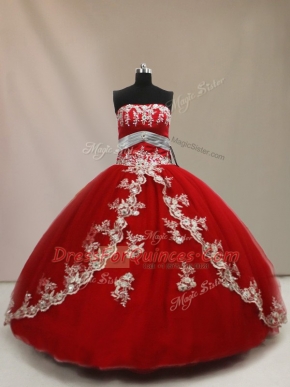 Tulle Strapless Sleeveless Lace Up Appliques 15 Quinceanera Dress in Red