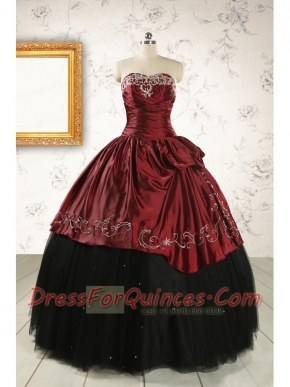 Formal Ball Gown Embroidery Quinceanera Dresses with Sweetheart