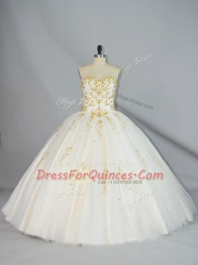 Sophisticated Floor Length Lace Up Quince Ball Gowns Champagne for Sweet 16 and Quinceanera with Beading