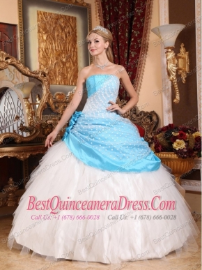 Beautiful Ball Gown Strapless Floor-length Taffeta and Tulle Hand Made Flowers Quinceanera Dress